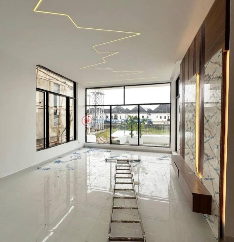 Luxurious 5 bedroom detached duplex - 2 5 bedroom Detached Duplex For Sale Hampton Lake Estate, Off Chevron Drive Lekki Lagos Chevron Drive Lekki Lagos - 2