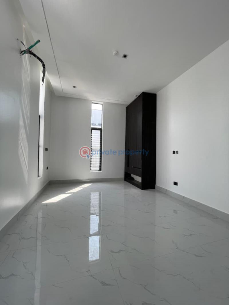 5 bedroom Detached Duplex For Sale Ikota Lekki Phase 2 Lagos - 4