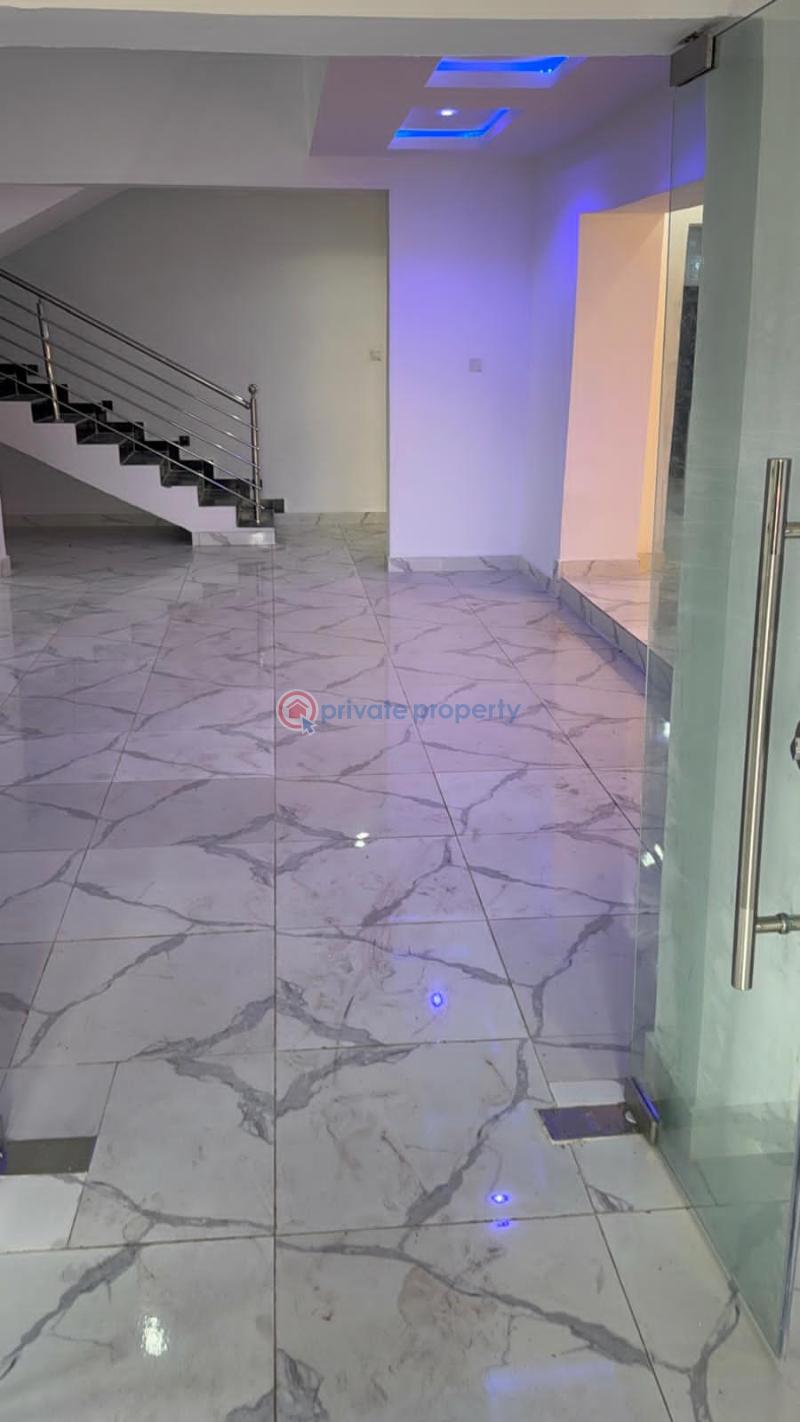 5 bedroom Detached Duplex For Sale Malami Estate, Oluyole Oluyole Estate Ibadan Oyo - 4