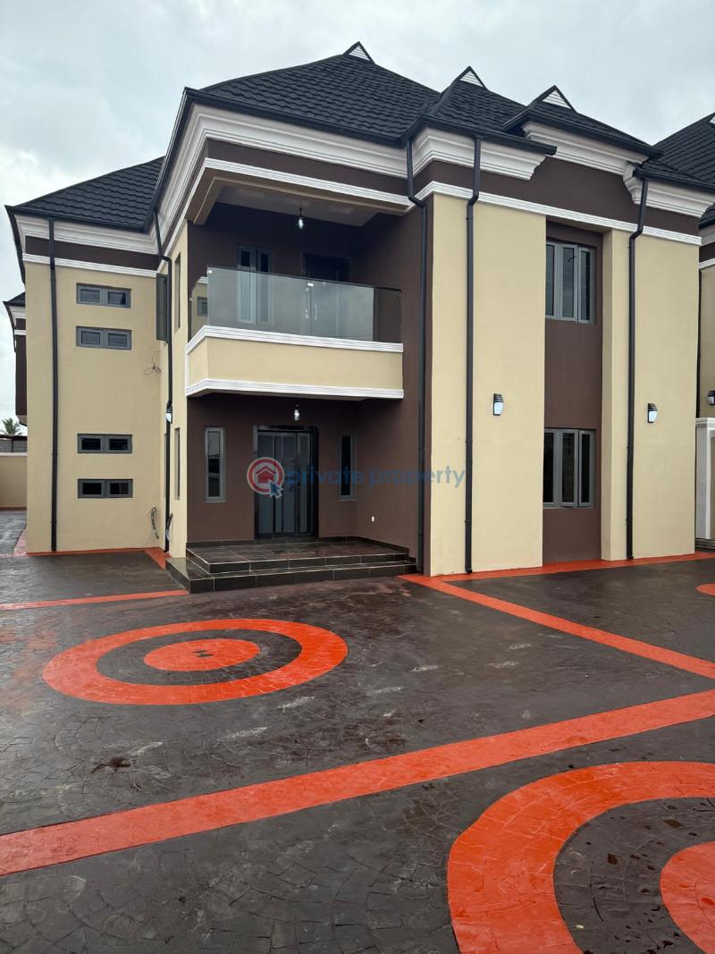 5 bedroom Detached Duplex For Sale Malami Estate, Oluyole Oluyole Estate Ibadan Oyo - 0