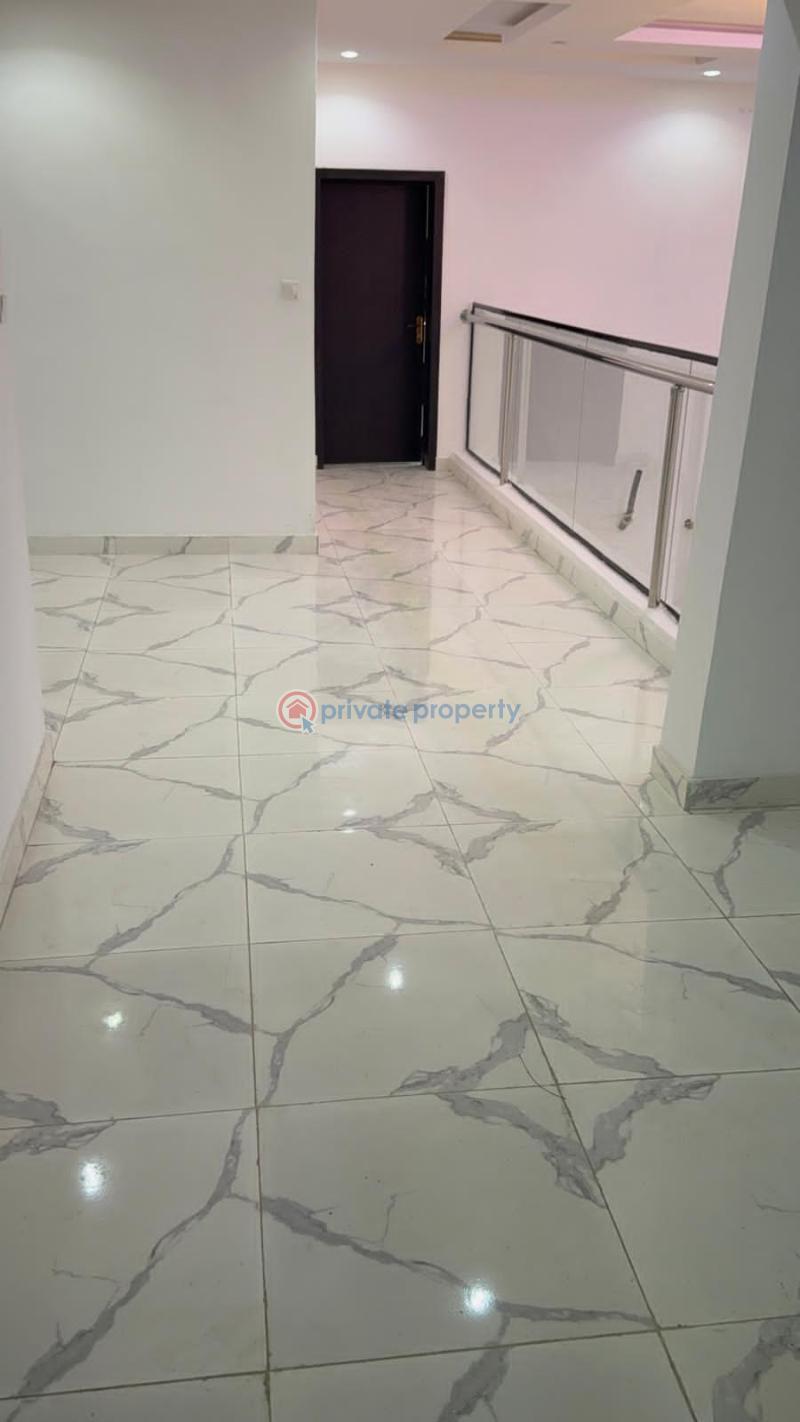 5 bedroom Detached Duplex For Sale Malami Estate, Oluyole Oluyole Estate Ibadan Oyo - 3