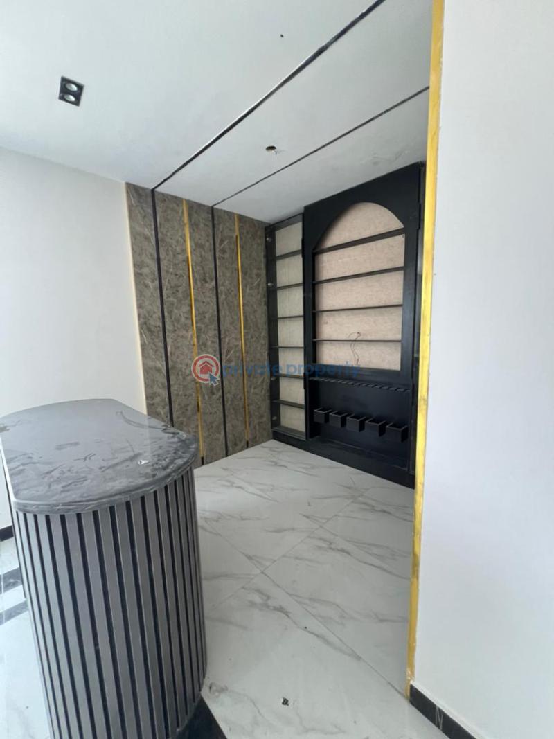 5 bedroom Detached Duplex For Sale Chevron Chevy Lekki Phase 2 Lagos - 22