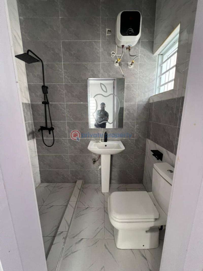 5 bedroom Detached Duplex For Sale Chevron Chevy Lekki Phase 2 Lagos - 15