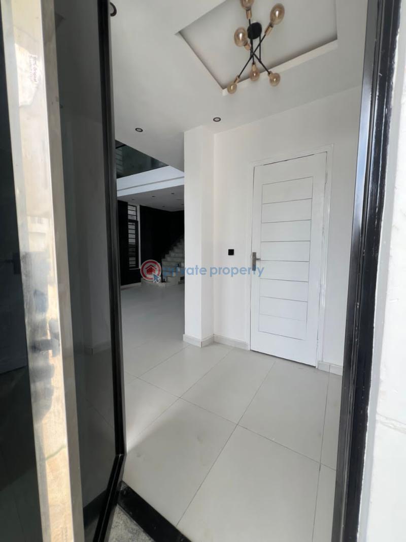 5 bedroom Detached Duplex For Sale Mega Mound Lekky County Lekki Phase 2 Lagos - 19