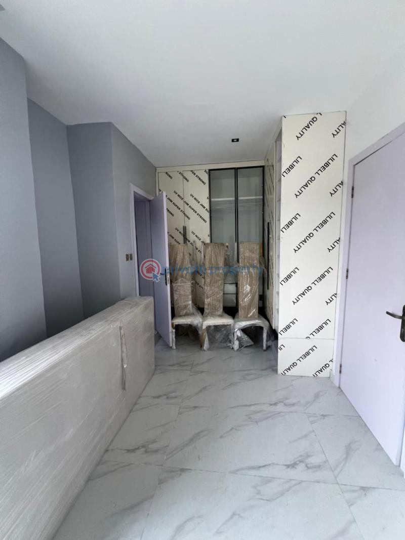 5 bedroom Detached Duplex For Sale Chevron Chevy Lekki Phase 2 Lagos - 10