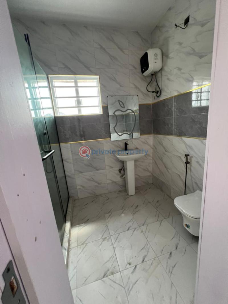 5 bedroom Detached Duplex For Sale Chevron Chevy Lekki Phase 2 Lagos - 6