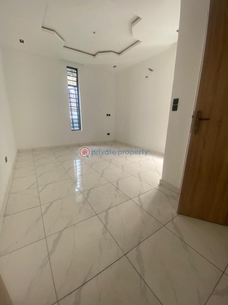 5 bedroom Detached Duplex For Sale Chevron Lekki Phase 2 Lagos - 3