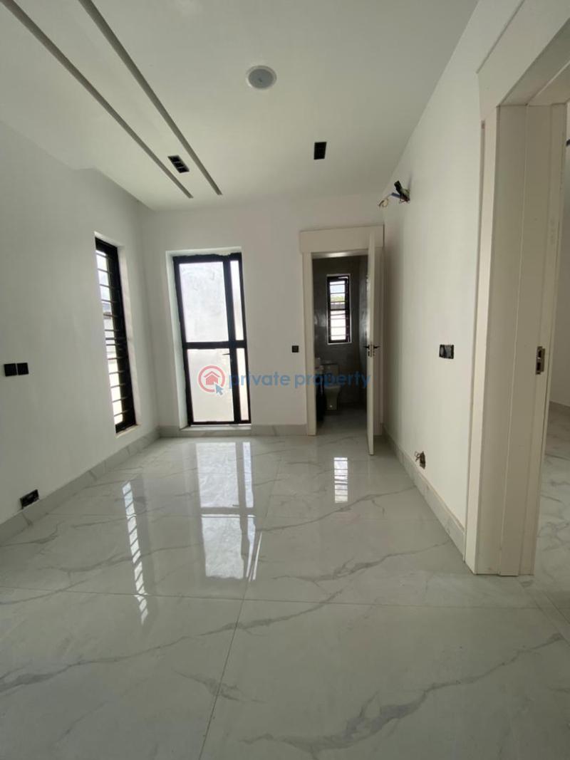 5 bedroom Detached Duplex For Sale Chevron Lekki Phase 2 Lagos - 3