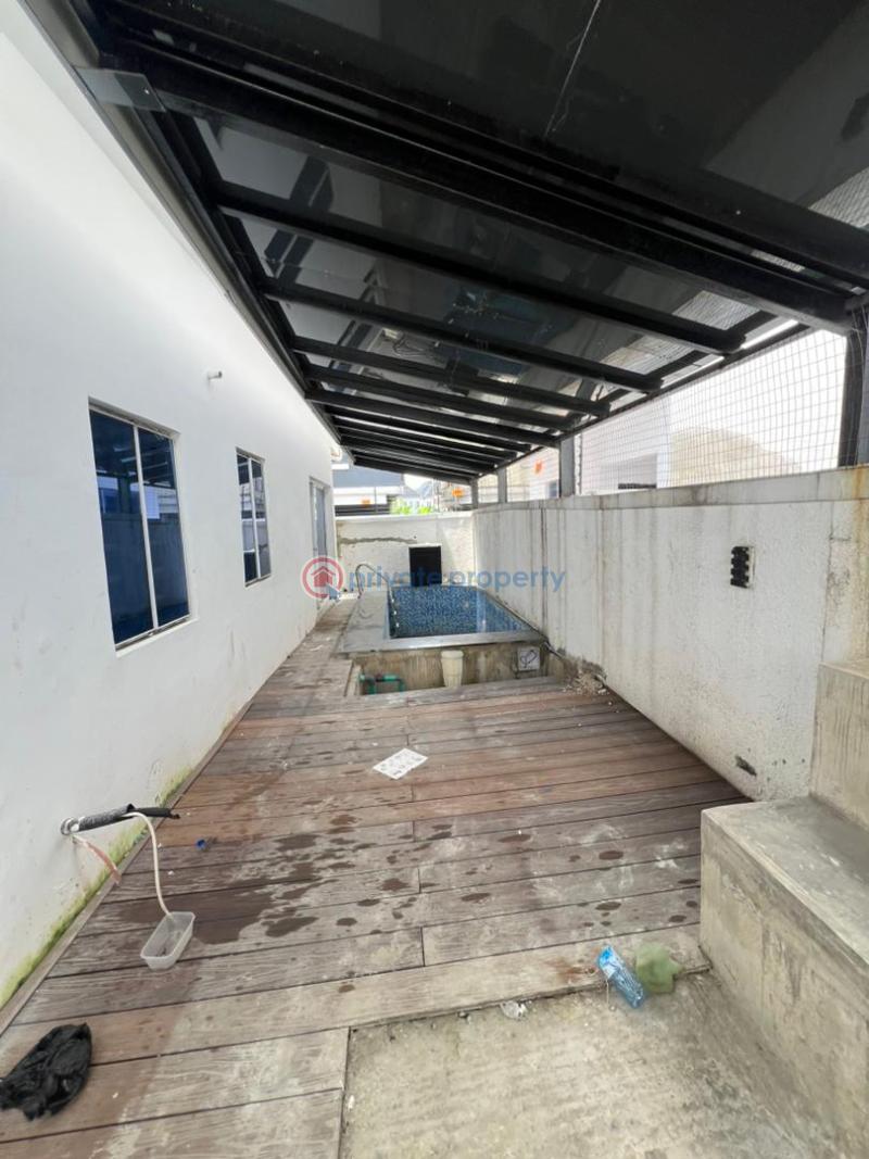 5 bedroom Detached Duplex For Sale Chevron Chevy Lekki Phase 2 Lagos - 7