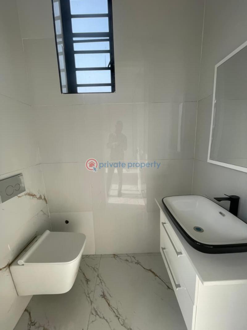 5 bedroom Detached Duplex For Sale Vgc Lekki Phase 2 Lagos - 8