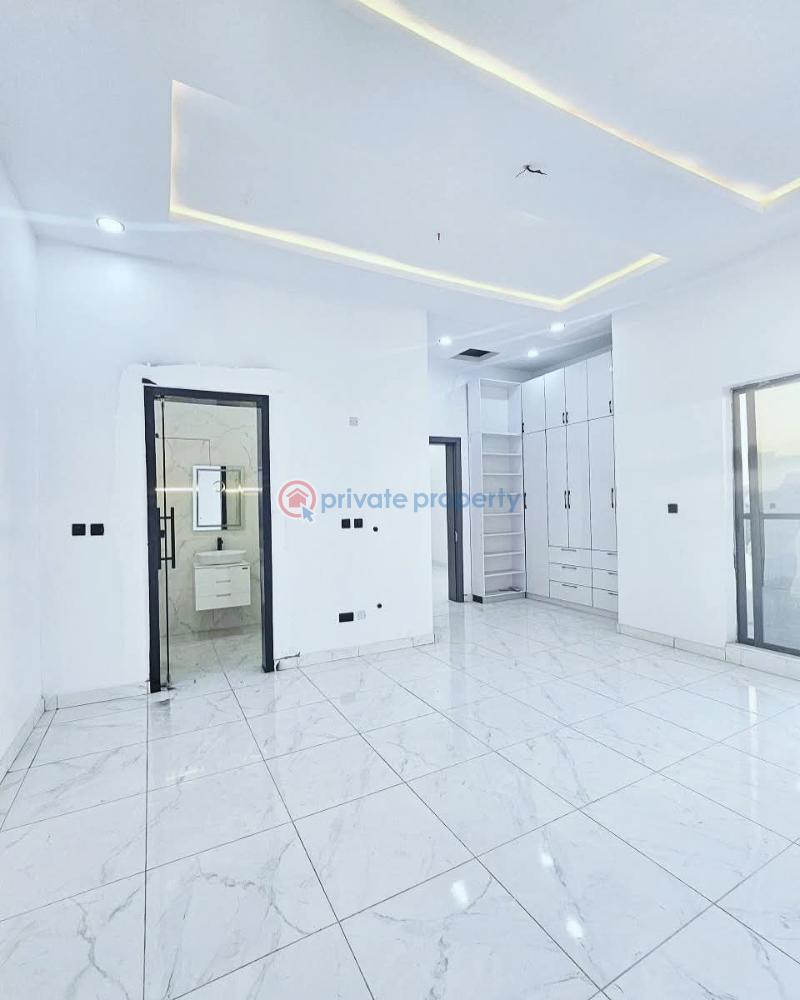 Luxurious 5-bedroom detached duplex with pool & bq for sal - 5 5 bedroom Detached Duplex For Sale Ikate Elegushi Lekki Lagos - 5