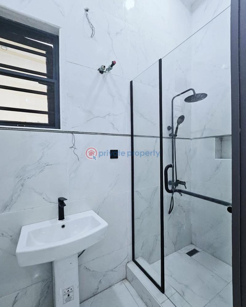 Luxurious 5-bedroom detached duplex with pool & bq for sal - 12 5 bedroom Detached Duplex For Sale Ikate Elegushi Lekki Lagos - 12