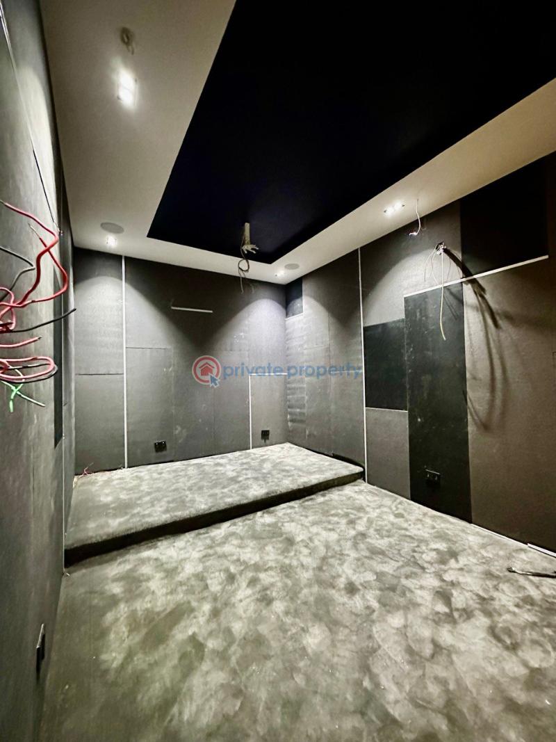 5 bedroom Detached Duplex For Sale Lekki Phase 1 Lagos - 3