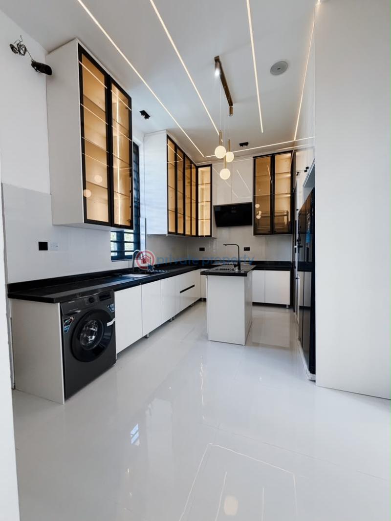 5 bedroom House For Sale Monastery Road Sangotedo Lekki Phase 2 Lagos - 7