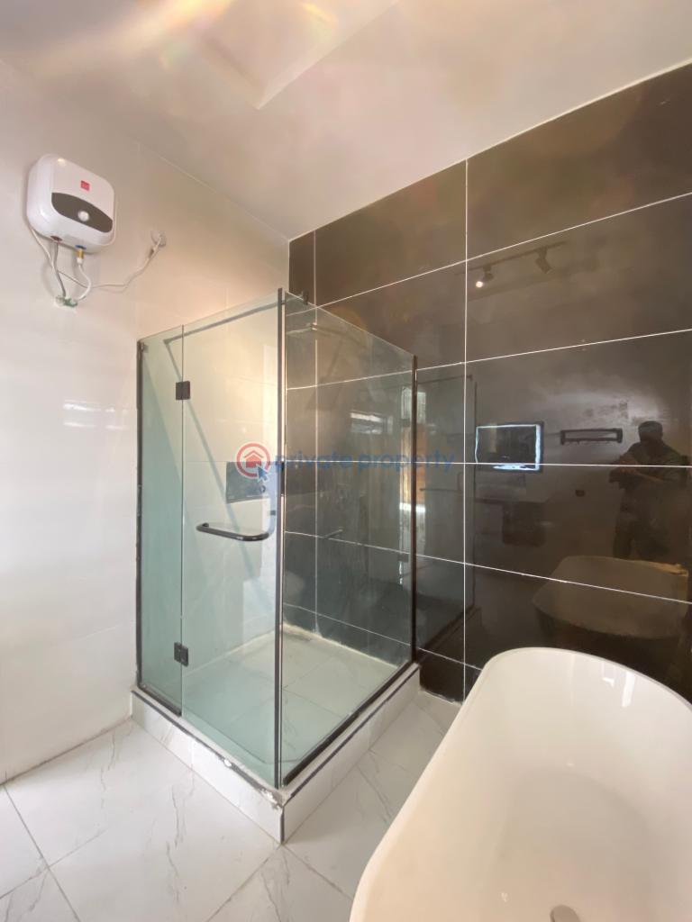 5 bedroom Detached Duplex For Sale Chevron Drive Lekki Lagos - 11