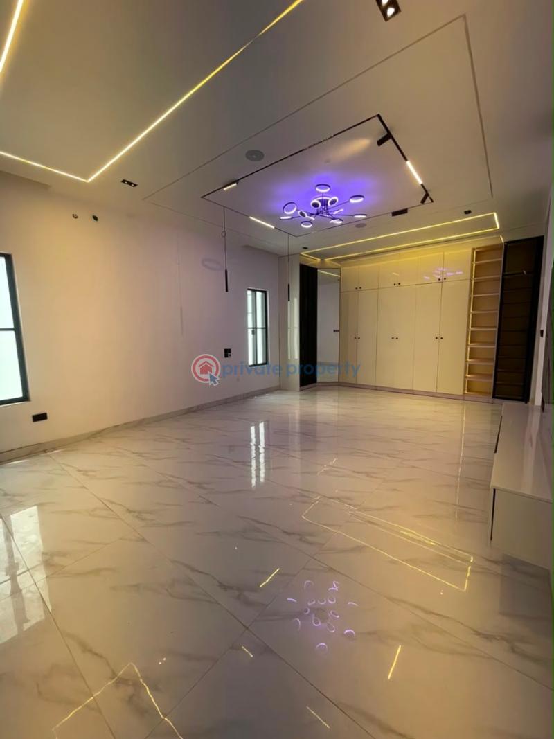 5 bedroom Detached Duplex For Sale Gym House Provided With All Equipment 2modern Fitted Kitchen Ikota Lekki Lagos - 1