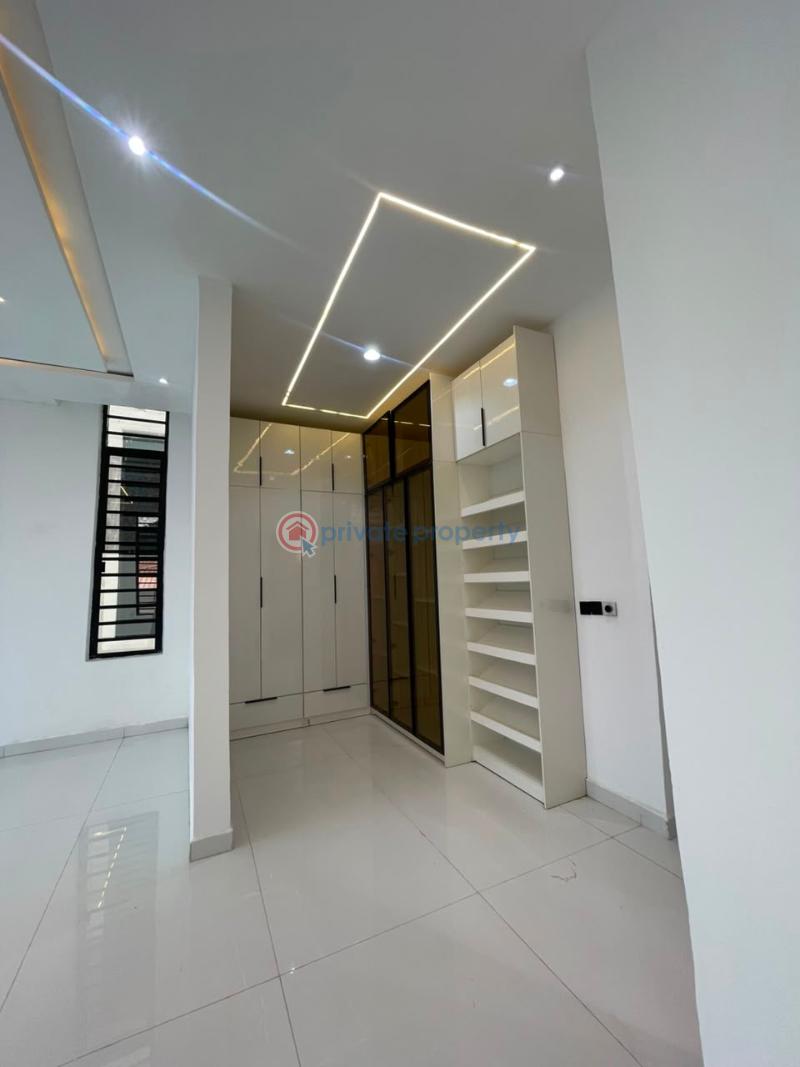 5 bedroom Detached Duplex For Sale Gym House Provided With All Equipment 2modern Fitted Kitchen Ikota Lekki Lagos - 20