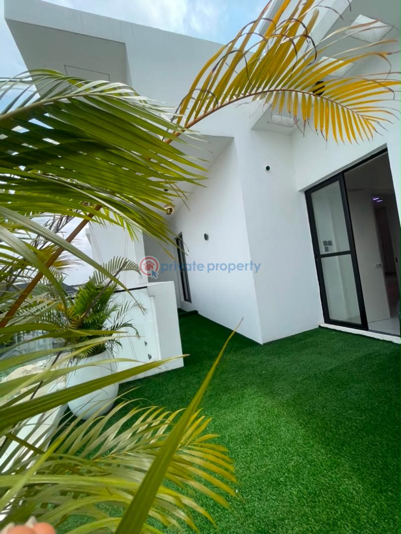 5 bedroom Detached Duplex For Sale Gym House Provided With All Equipment 2modern Fitted Kitchen Ikota Lekki Lagos - 2