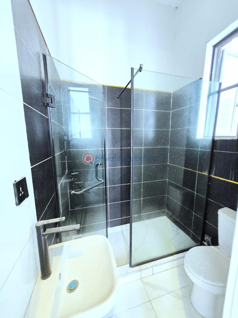 5 bedroom Detached Duplex For Sale Lakeview Estate Chevron Drive Lekki Lagos - 10