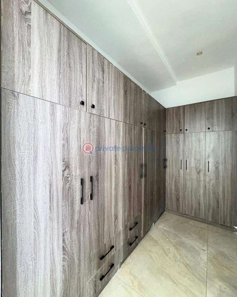 Luxurious 5-bedroom fully detached duplex - 9 4 bedroom Detached Duplex For Sale Chevron Drive Lekki Lagos - 9
