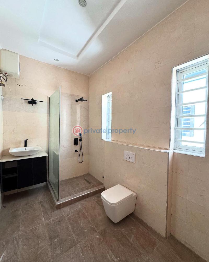 Luxurious 5-bedroom fully detached duplex - 1 4 bedroom Detached Duplex For Sale Chevron Drive Lekki Lagos - 1