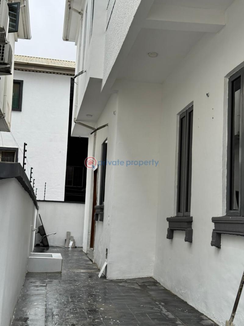 5 bedroom Detached Duplex For Rent Bera Estate Lekki Chevron Drive Lekki Lagos - 4