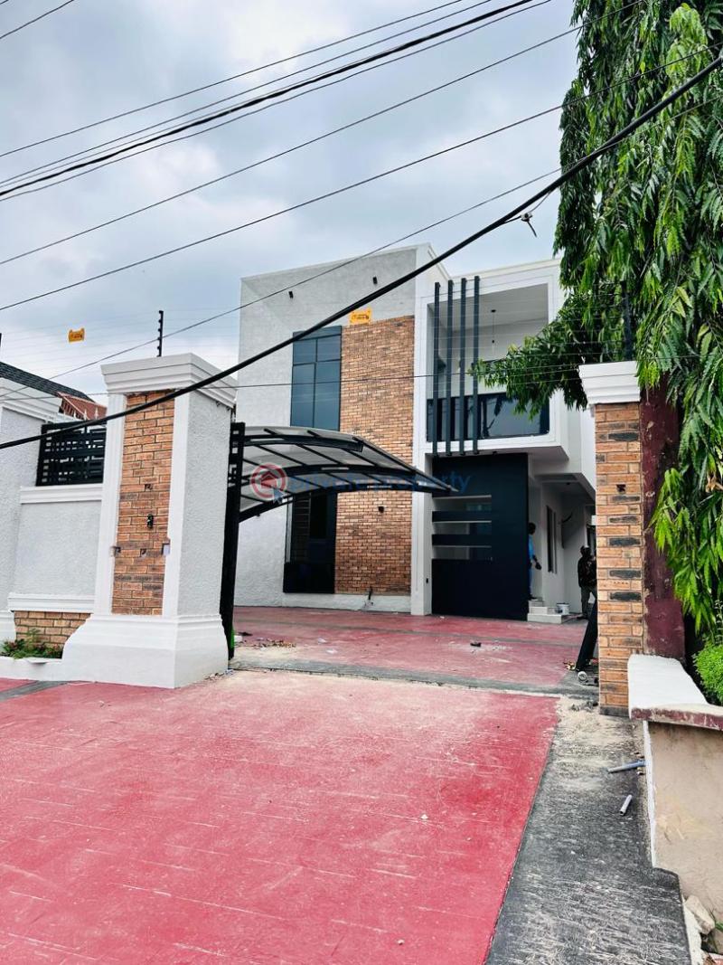 5 bedroom Detached Duplex For Sale Omole Phase 2 Ojodu Lagos