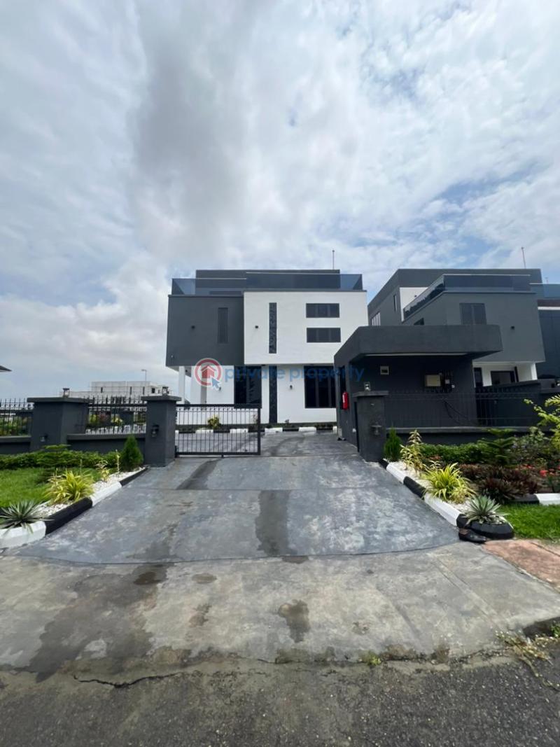 Luxurious 5 bedroom fully detached duplex with bq - 10 5 bedroom Detached Duplex For Sale Royal Garden Estate Lekki Phase 2 Lagos - 10