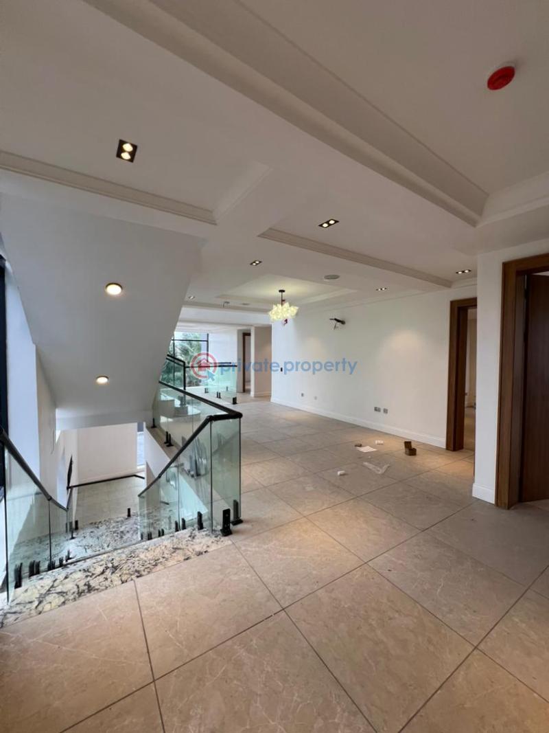 Luxurious 5 bedroom fully detached duplex with bq - 10 5 bedroom Detached Duplex For Sale Royal Garden Estate Lekki Phase 2 Lagos - 10