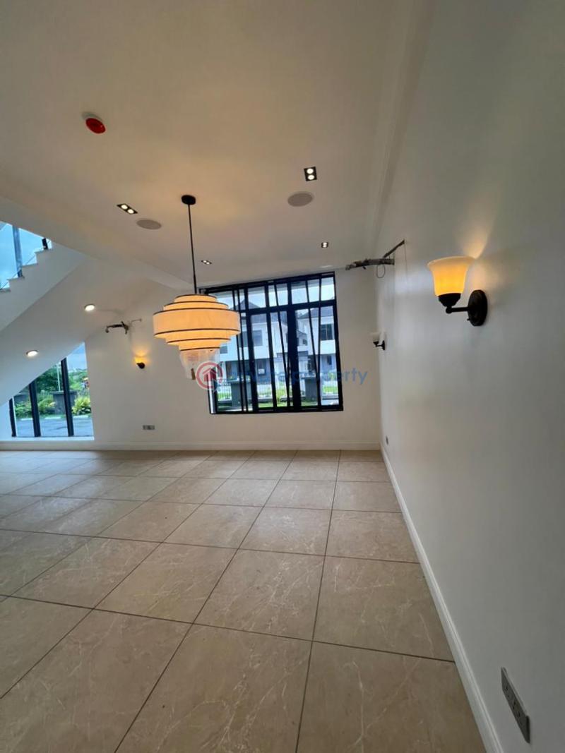Luxurious 5 bedroom fully detached duplex with bq - 16 5 bedroom Detached Duplex For Sale Royal Garden Estate Lekki Phase 2 Lagos - 16