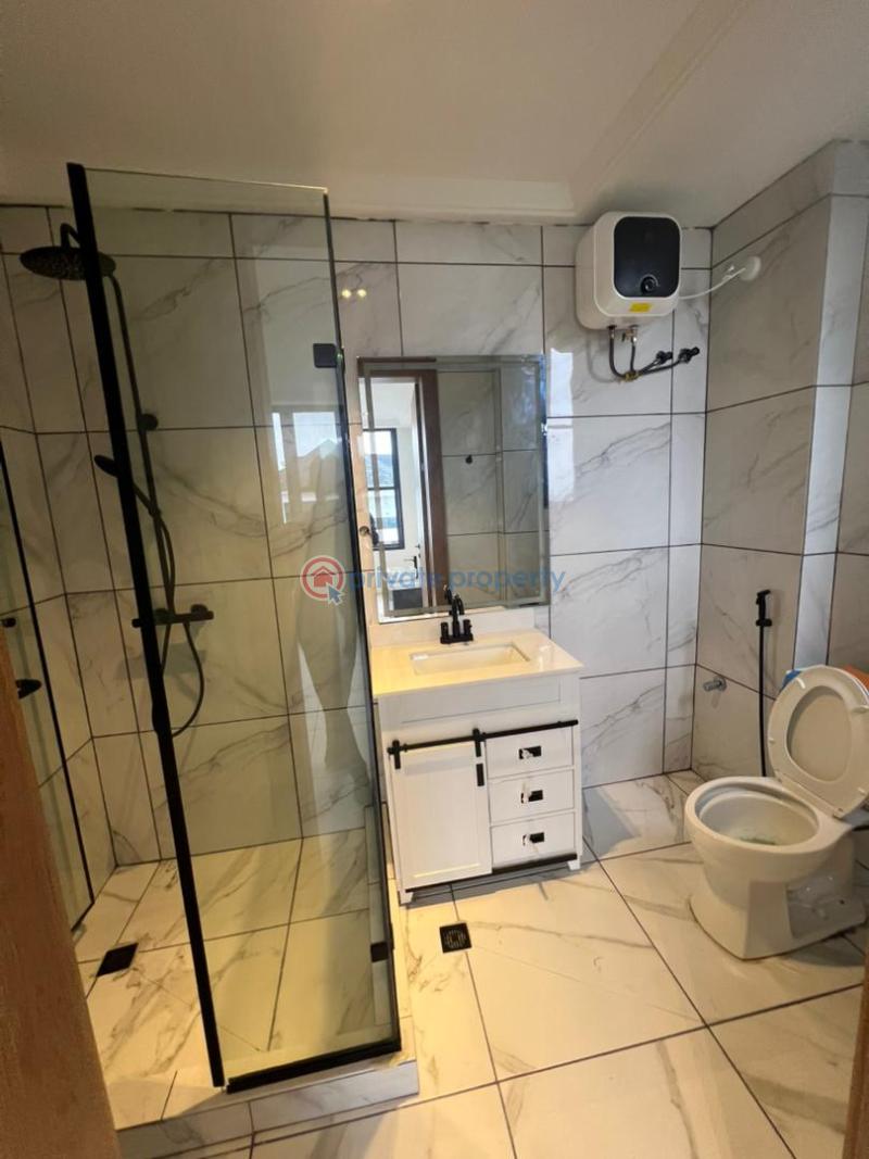 Luxurious 5 bedroom fully detached duplex with bq - 12 5 bedroom Detached Duplex For Sale Royal Garden Estate Lekki Phase 2 Lagos - 12