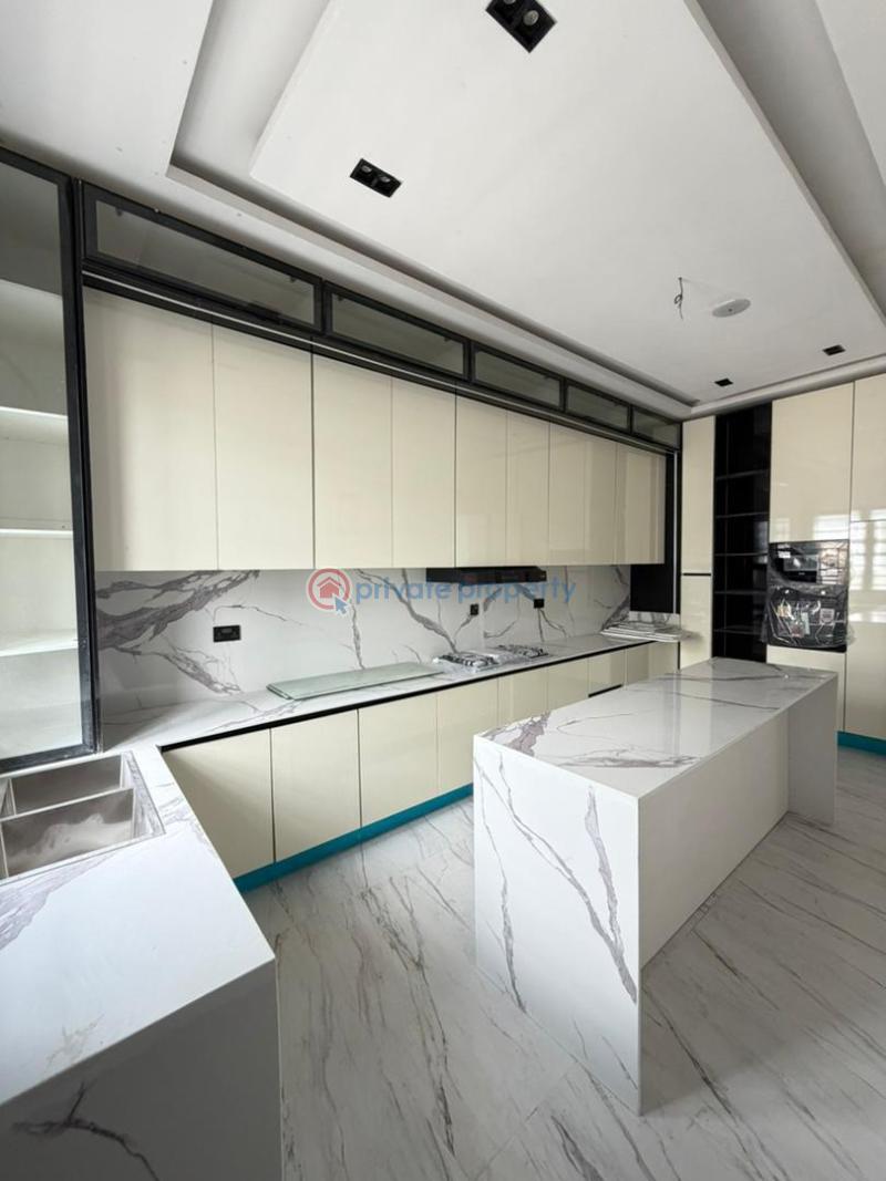 5 bedroom Detached Duplex For Sale Chevron, Lekki Lagos - 9