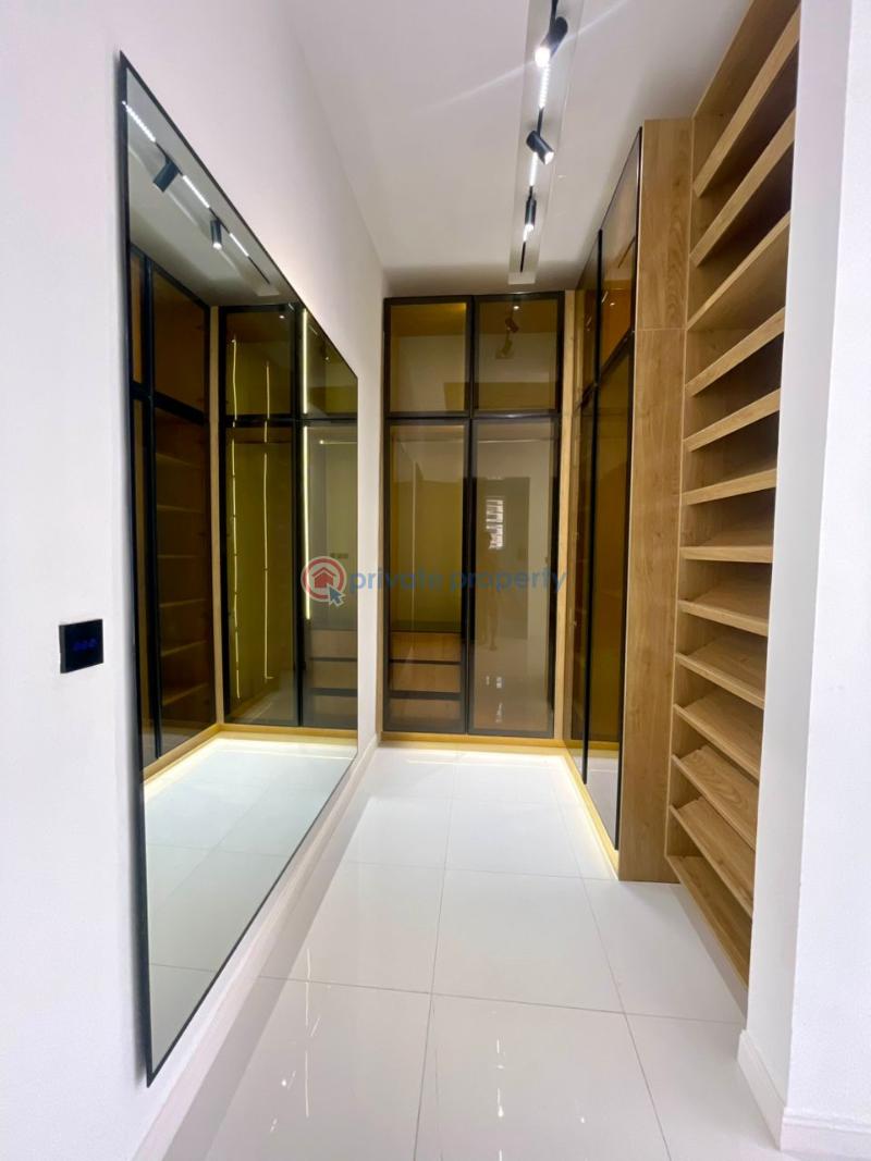 5 bedroom Detached Duplex For Sale Lekki Phase 1 Lagos - 10