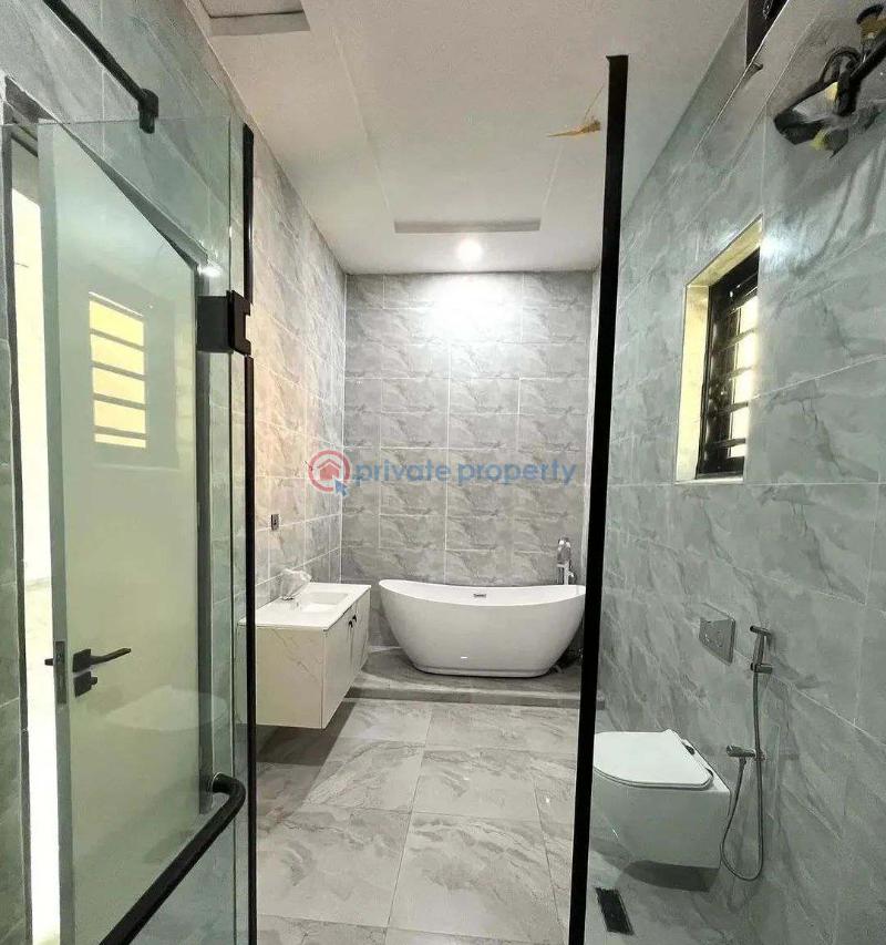 5 bedroom Detached Duplex For Sale Ibrahim Odofin Estate, Behind Osapa. Agungi Lekki Lagos - 8