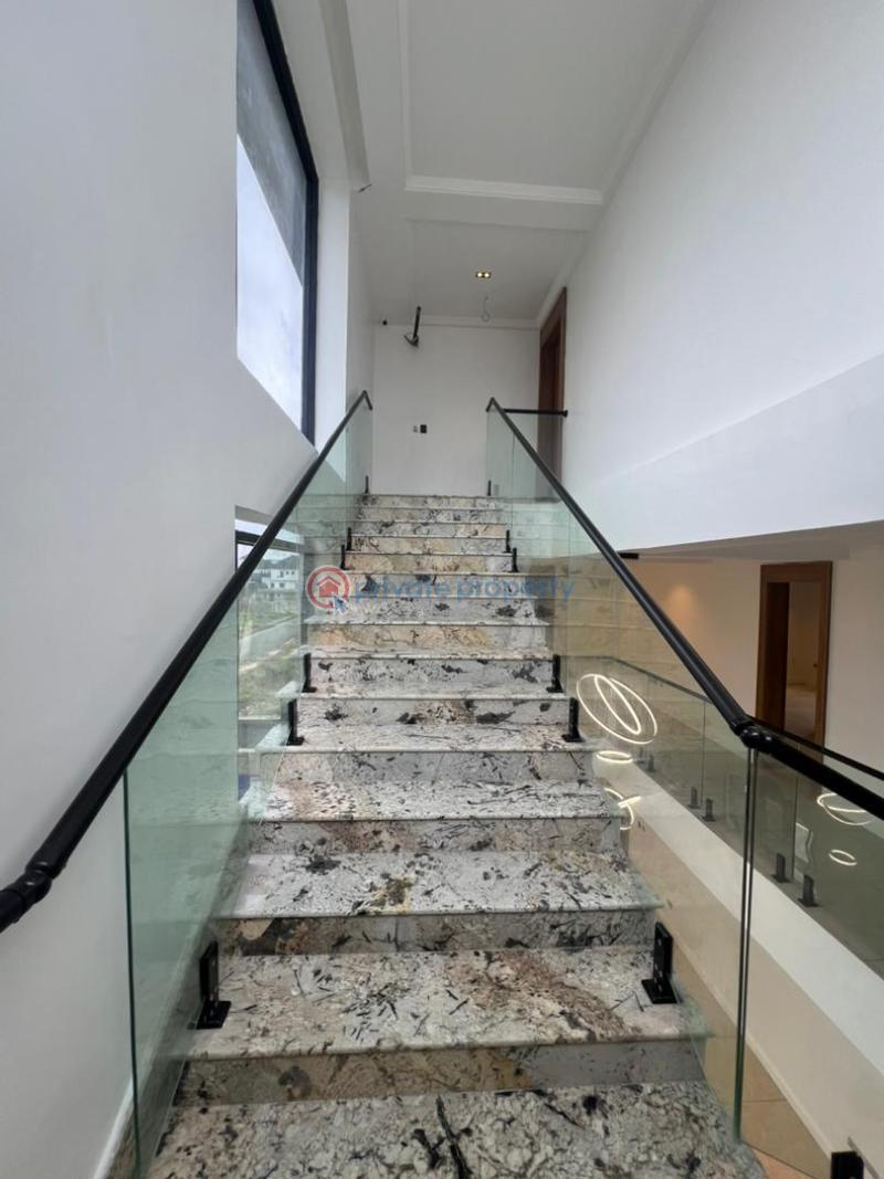 Luxurious 5 bedroom fully detached duplex with bq - 11 5 bedroom Detached Duplex For Sale Royal Garden Estate Lekki Phase 2 Lagos - 11