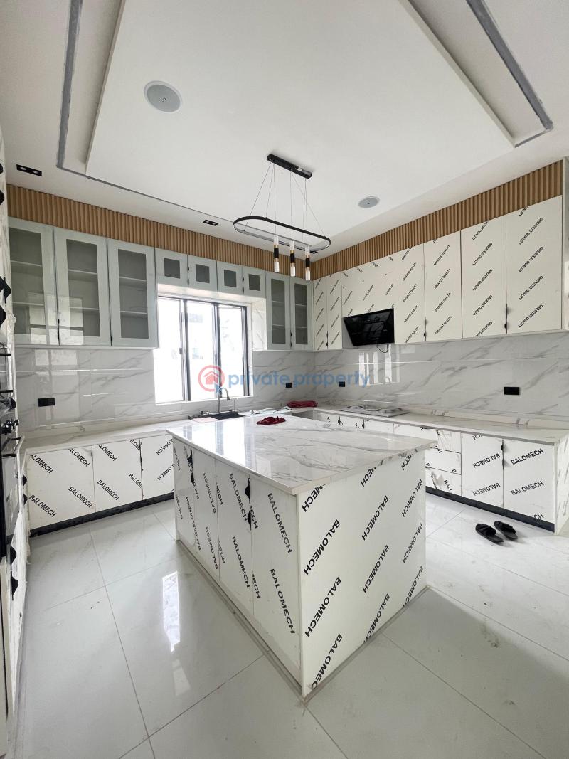 5 bedroom Detached Duplex For Sale Chevron Drive Lekki Lagos - 9