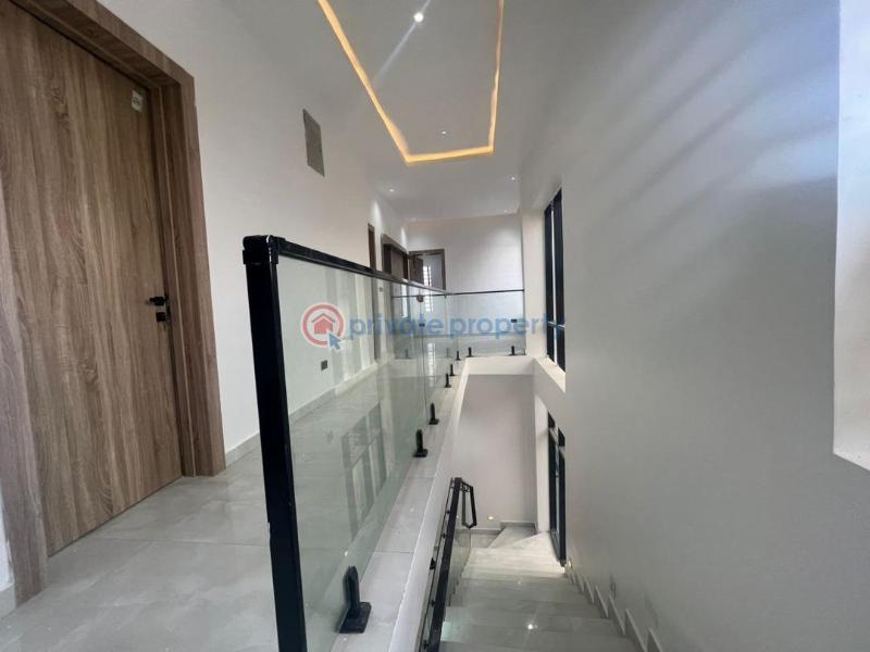 Luxurious 5 bedroom fully detached duplex with bq for sale - 13 5 bedroom Detached Bungalow For Sale Osapa London Lekki Lagos - 13