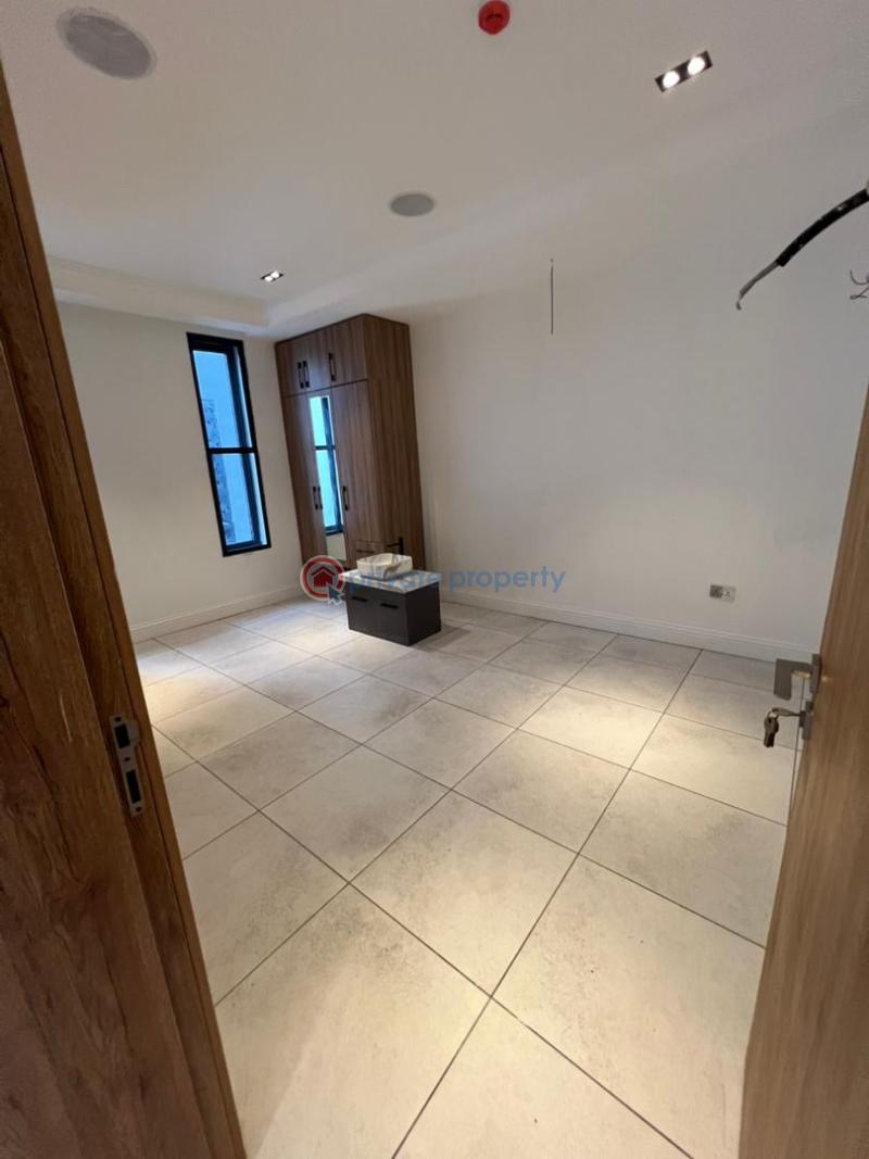 Luxurious 5 bedroom fully detached duplex with bq - 12 5 bedroom Detached Duplex For Sale Royal Garden Estate Lekki Phase 2 Lagos - 12
