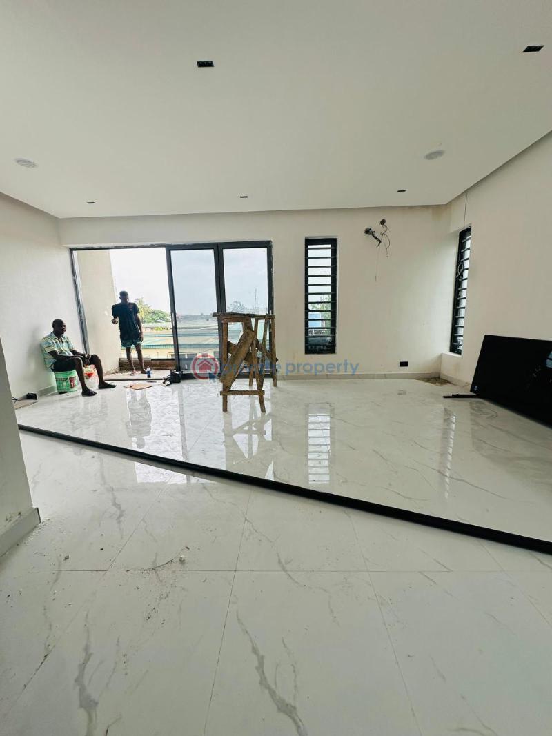 5 bedroom Detached Duplex For Sale Adeniyi Jones / Ikeja Adeniyi Jones Ikeja Lagos - 5