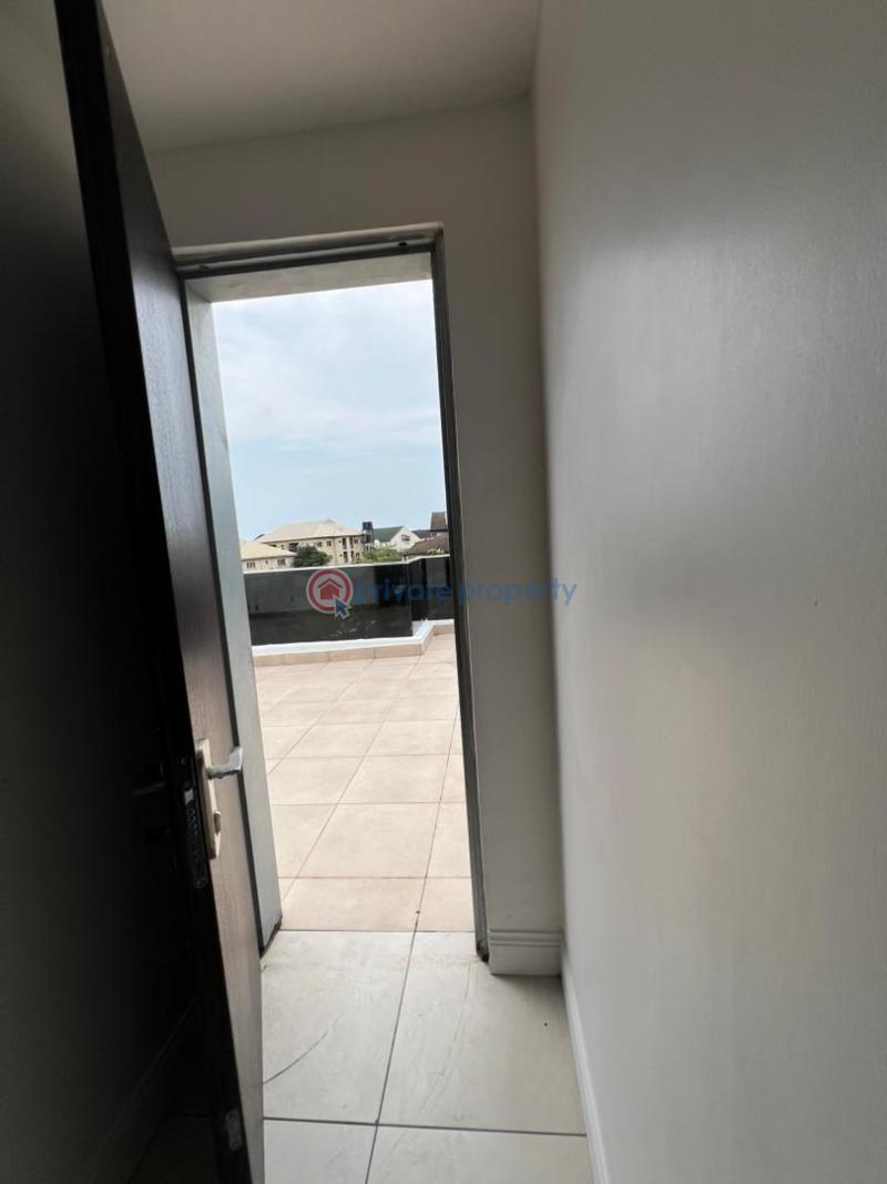 Luxurious 5 bedroom fully detached duplex with bq - 4 5 bedroom Detached Duplex For Sale Royal Garden Estate Lekki Phase 2 Lagos - 4