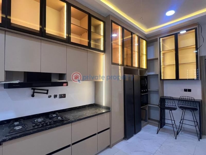 Luxurious 5 bedroom fully detached duplex with bq for sale - 6 5 bedroom Detached Bungalow For Sale Osapa London Lekki Lagos - 6