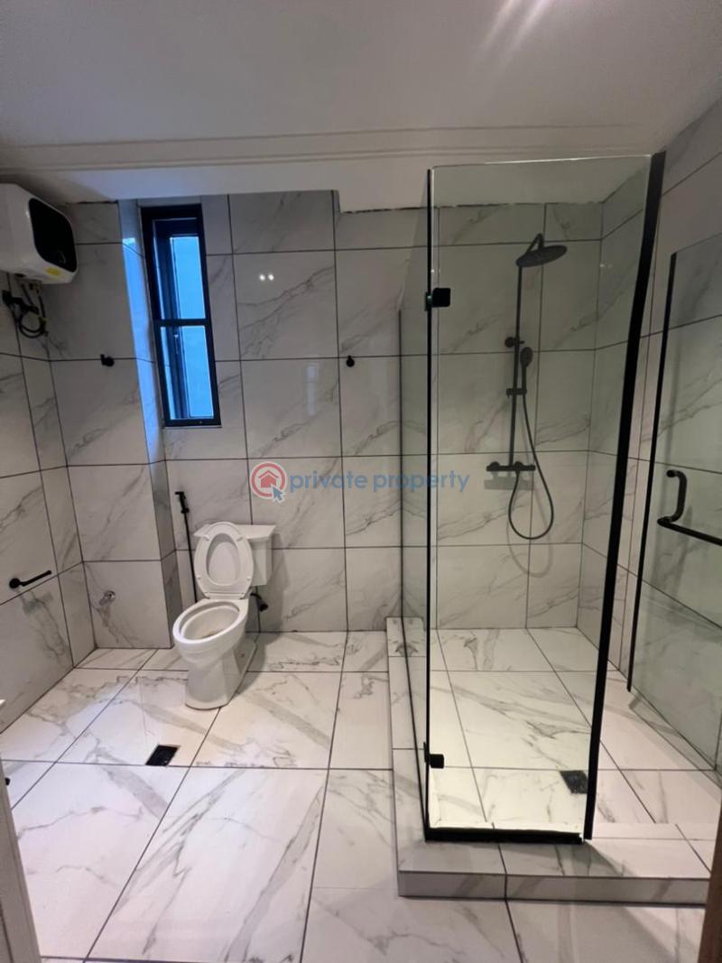 Luxurious 5 bedroom fully detached duplex with bq - 8 5 bedroom Detached Duplex For Sale Royal Garden Estate Lekki Phase 2 Lagos - 8