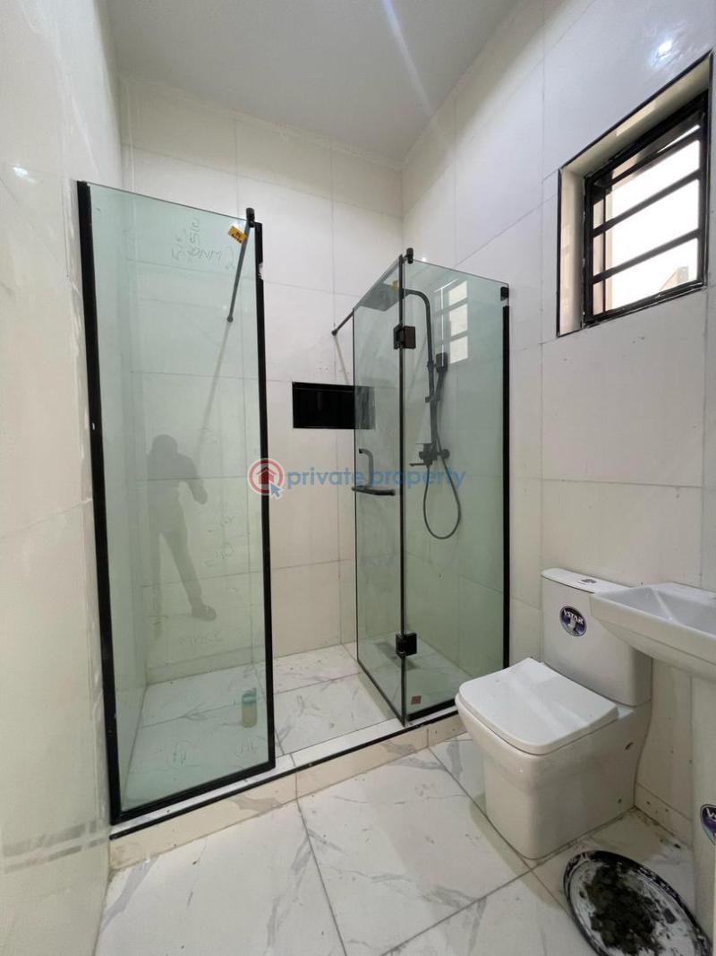 5 bedroom Detached Duplex For Sale Chevron, Lekki Lagos - 10