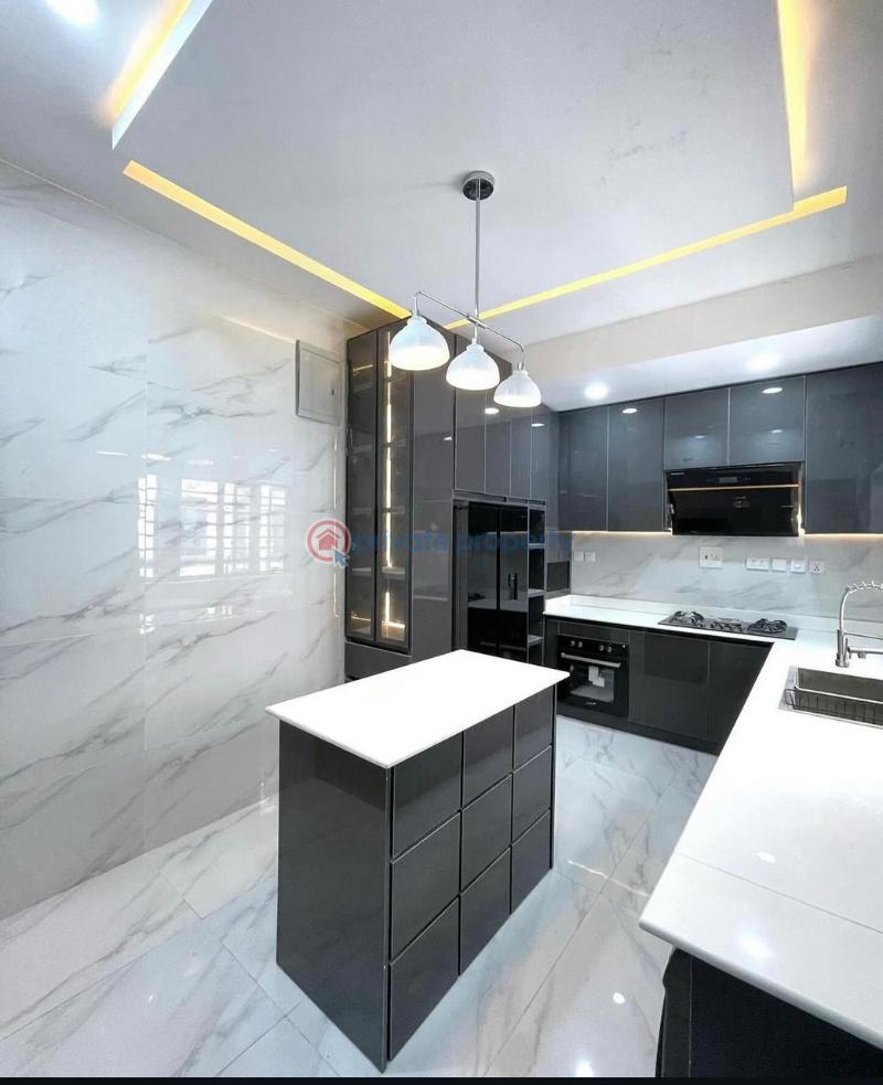 5 bedroom Detached Duplex For Sale Chevron Drive Lekki Lagos - 4