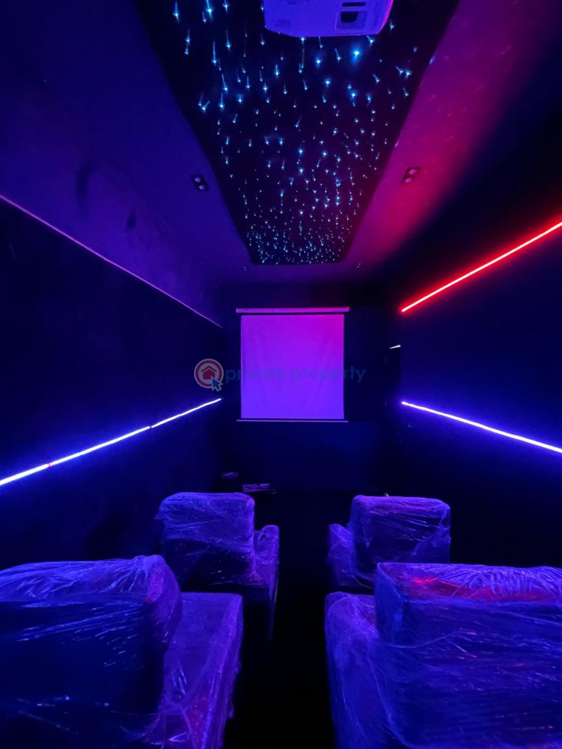 5 bedroom Detached Duplex For Sale Chevron Drive Lekki Lagos - 8