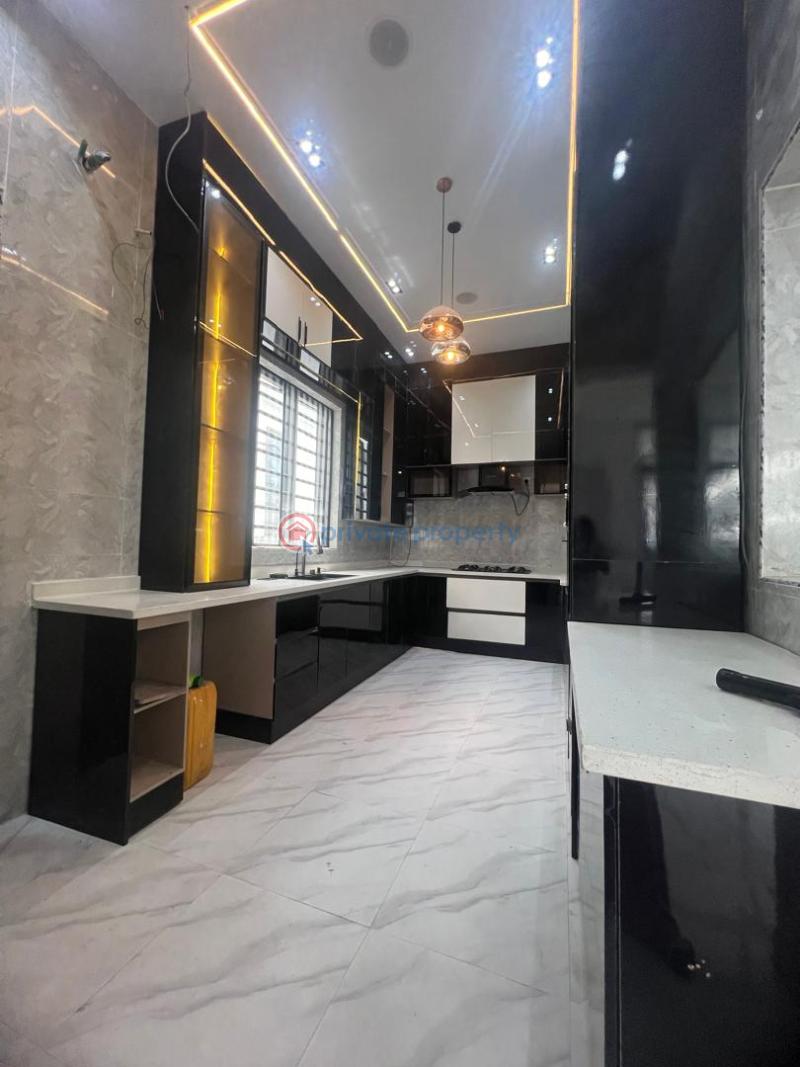 5 bedroom Duplex For Sale Chevron Lekki Lekki Lagos - 12