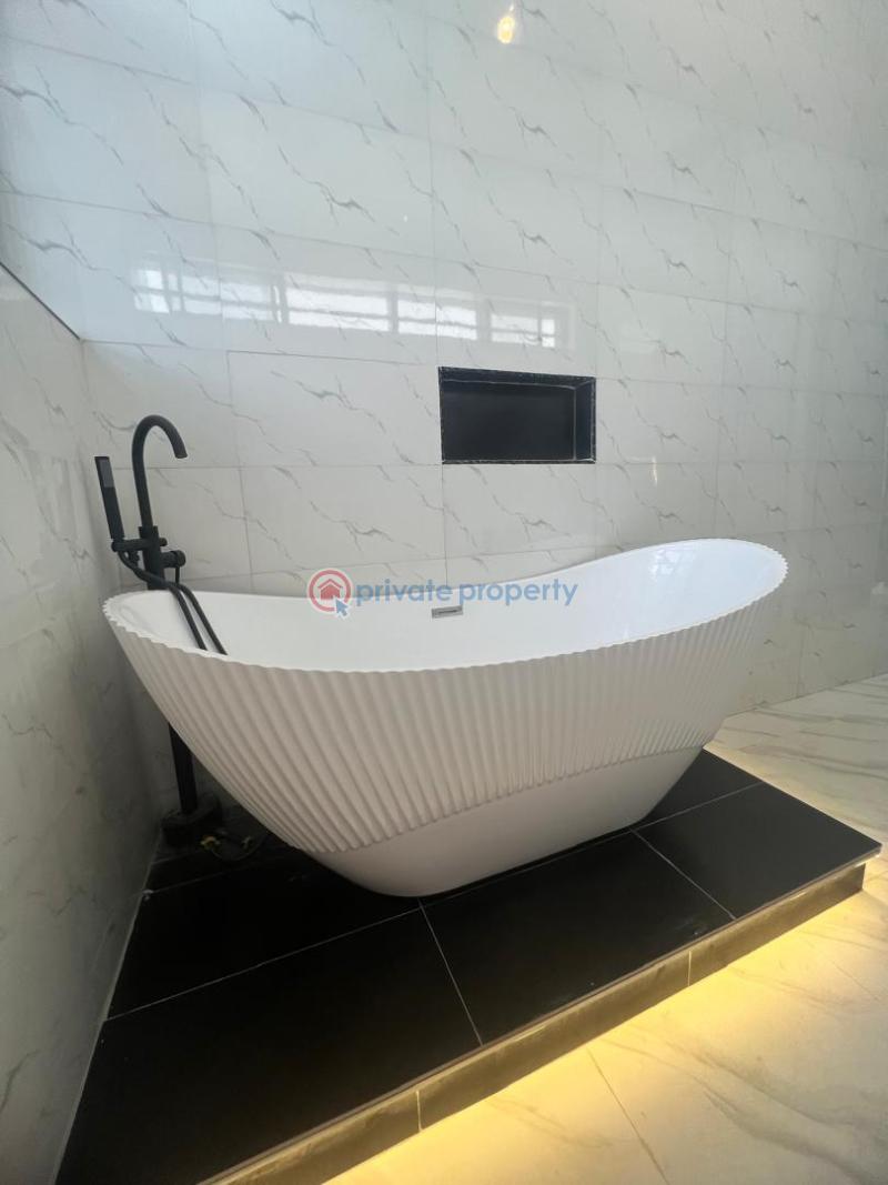 5 bedroom Duplex For Sale Chevron Lekki Lekki Lagos - 18