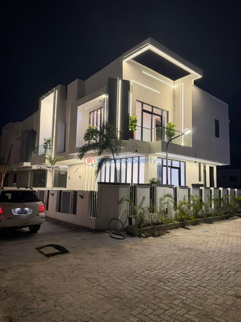 5 bedroom Detached Duplex For Sale Chevron Drive Lekki Lagos - 1