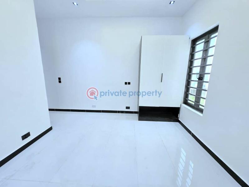 Luxurious 5-bedroom fully detached duplexes - 8 5 bedroom Detached Duplex For Sale Ologolo Lekki Lagos - 8