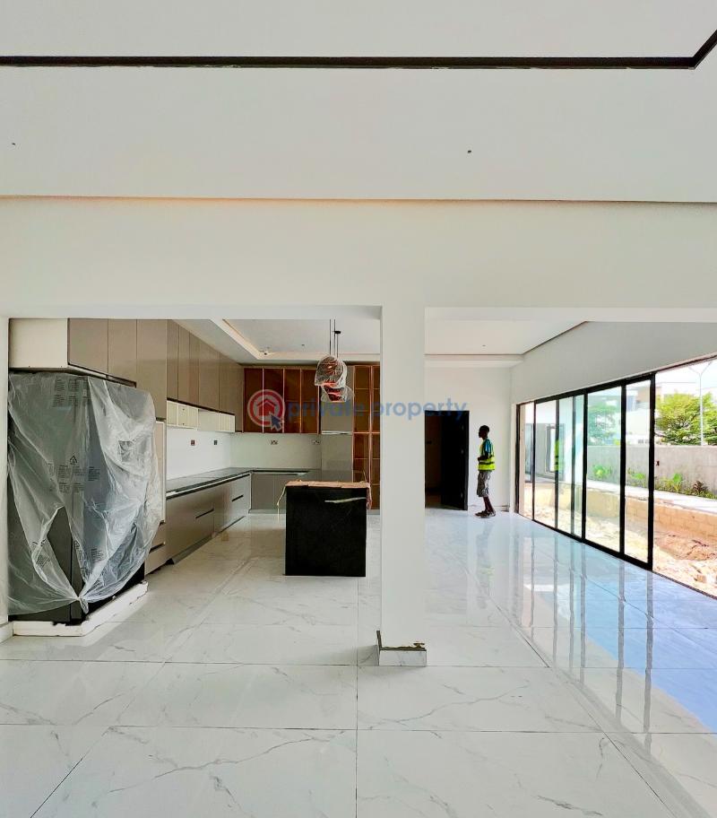 5 bedroom Detached Duplex For Sale Pinnock Beach Osapa Lekki Osapa Lekki Lagos - 2